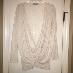 Karlie Long Sleeve Knot Front Top Size Medium
